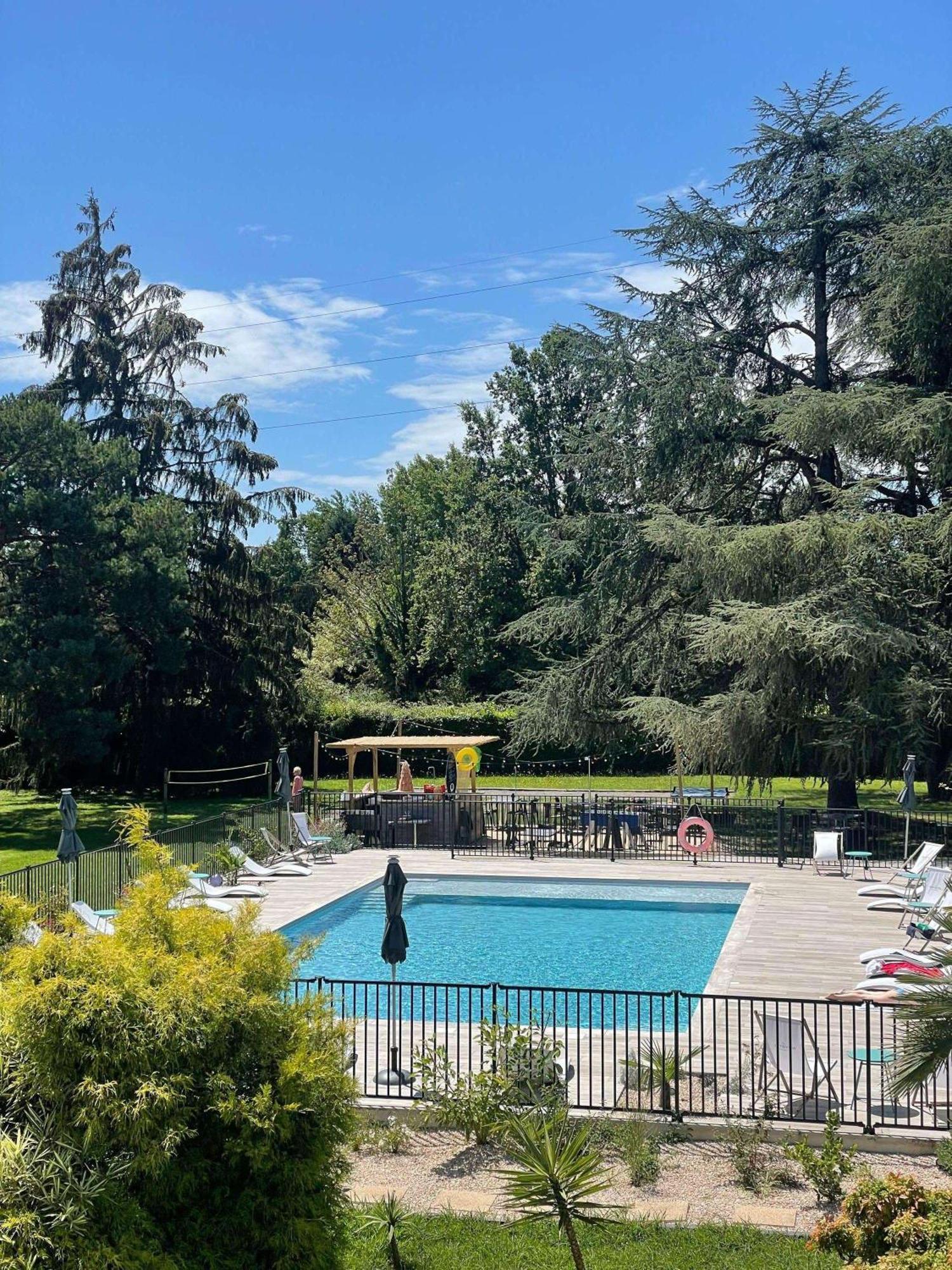 Novotel Pau Pyrenees Lescar Kültér fotó