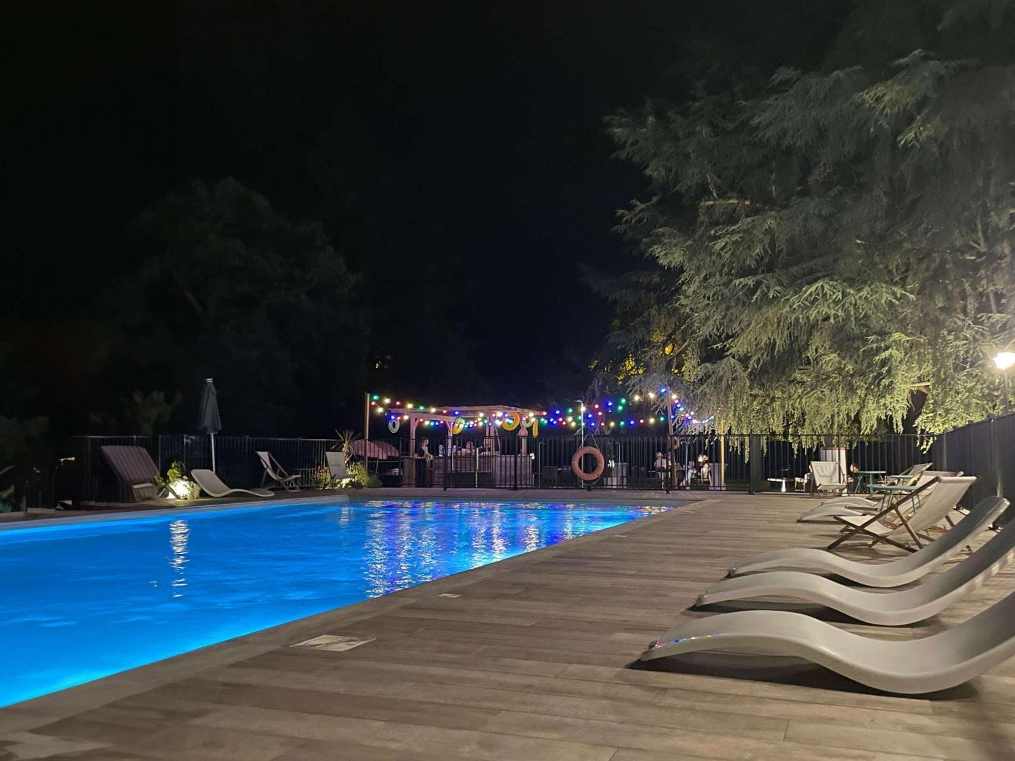 Novotel Pau Pyrenees Lescar Kültér fotó