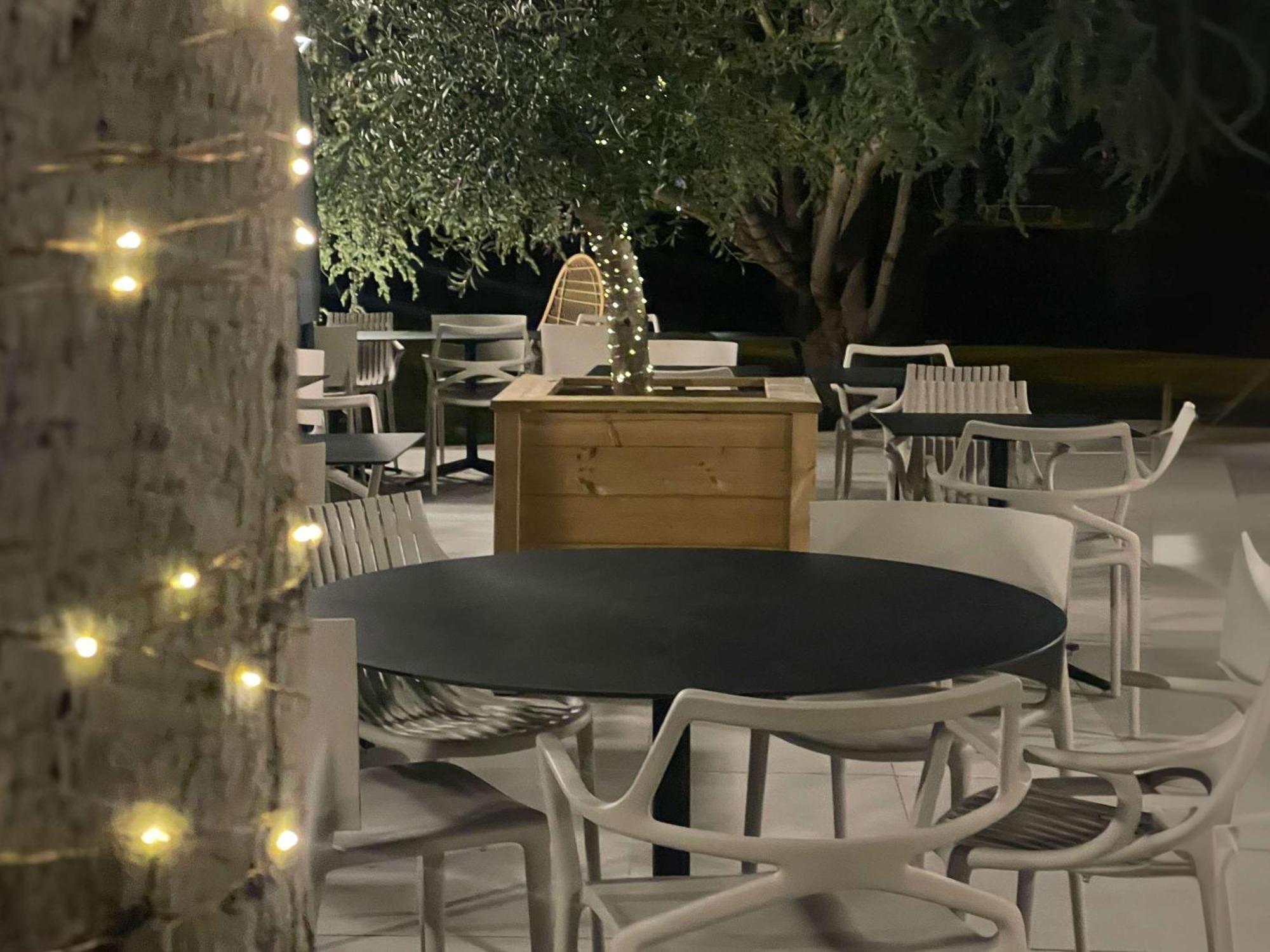 Novotel Pau Pyrenees Lescar Kültér fotó